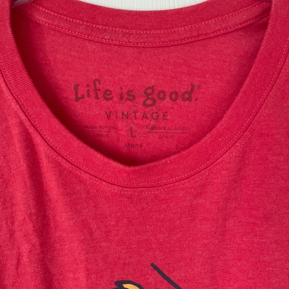 Men’s Life Is Good T-shirt - Picture 2 of 2